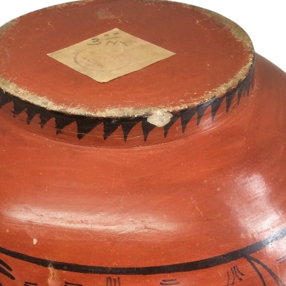 Vintage Black on Red Pottery Bowl Bird Design Chips Scratching - Picture 6 of 7